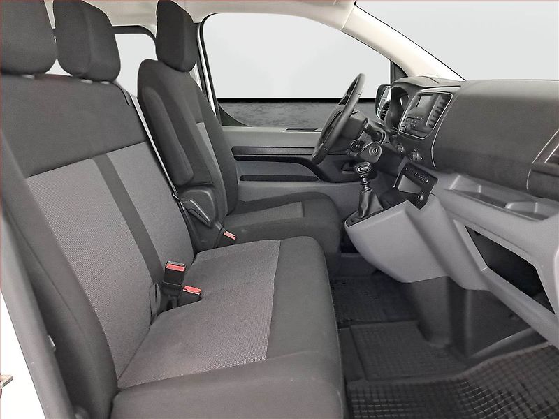 Peugeot Expert (2020) 2.0 BlueHDi, Bus, 6Míst, ČR - fotka 9 z 15