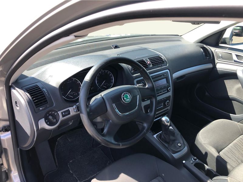 Škoda Octavia Combi 1.4 TSI - fotka 5 z 30
