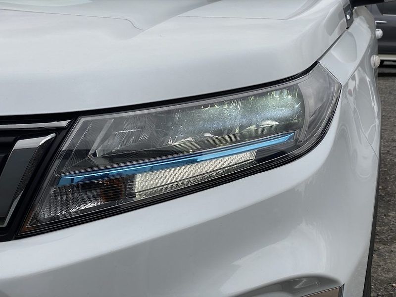 Suzuki Vitara 1.4iJet, Premium, 4x4, DPH - fotka 7 z 31