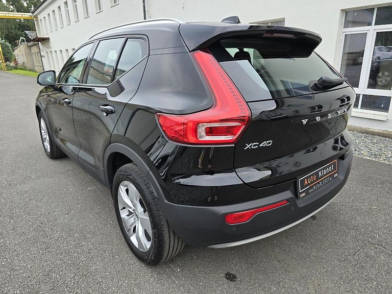 Volvo XC40 - fotka 5 z 39