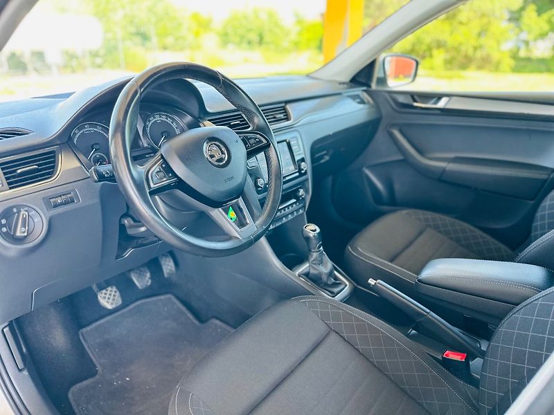 Škoda Rapid (2018) 1.0TSi APP, PĚKNÝ STAV, - fotka 5 z 10