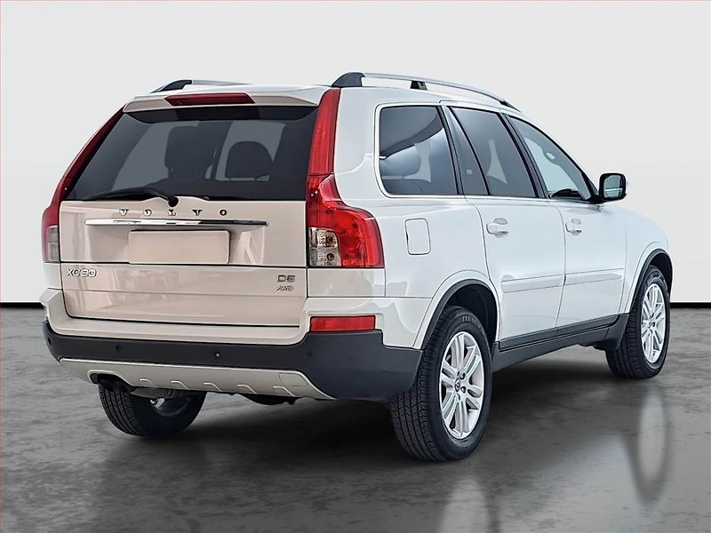 Volvo XC90 (2011) D5, 4X4, Automat, 7 míst - fotka 5 z 22
