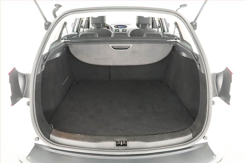 Renault Mégane (2014) Limited 1.2 TCe, ČR,1.maj - fotka 13 z 14