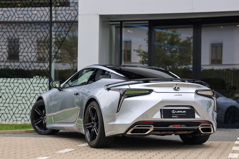 Lexus LC 500 500 BESPOKE - fotka 6 z 32