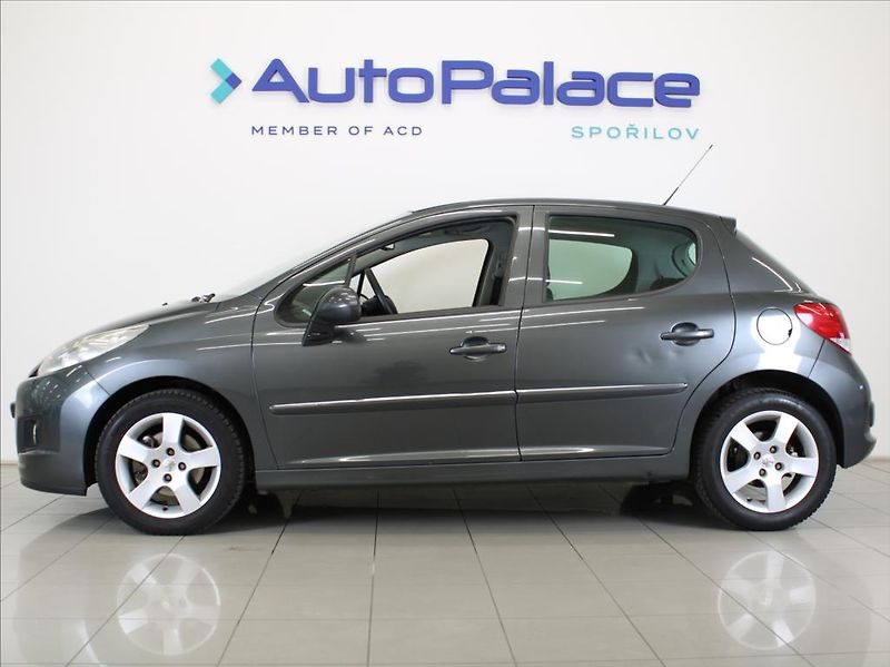 Peugeot 207 1,6 VTi 88kW Panorama 168tkm. - fotka 5 z 18