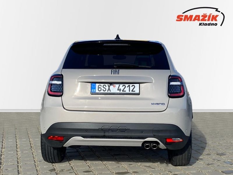 Fiat 600 (2025) La Prima Turbo 1,2 (136k) - fotka 6 z 32
