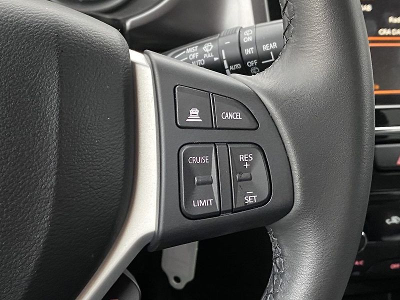 Suzuki Vitara 1.4iJET, ČR-1m, 4x4, Premium - fotka 18 z 33
