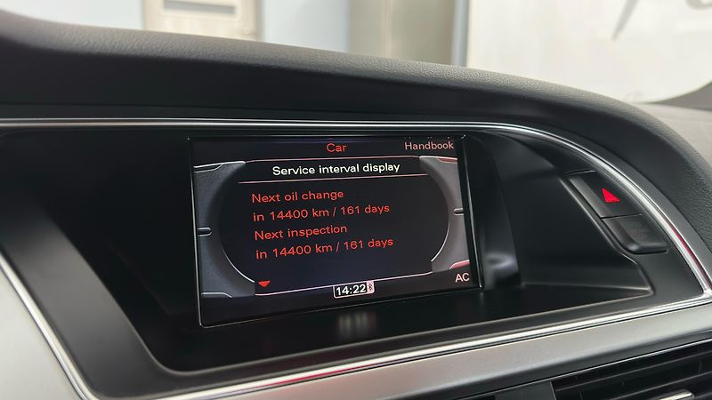Audi A5 QUATTRO / 2 SADY GUM  - fotka 38 z 47