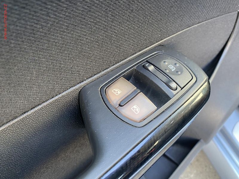Opel Corsa (2007) 1.6 T, GSI - fotka 14 z 16