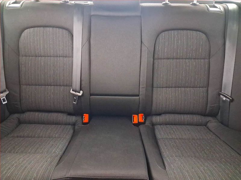 Škoda Superb (2013) Elegance 2.0 TDI, 4X4 - fotka 10 z 16