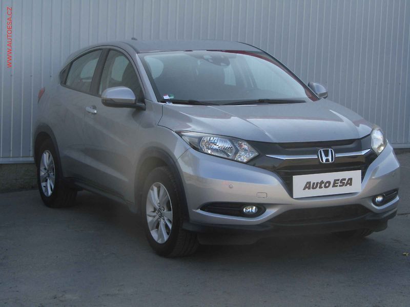 Honda HR-V (2018) 1.5 i-VTEC, Elegance - fotografie inzerátu