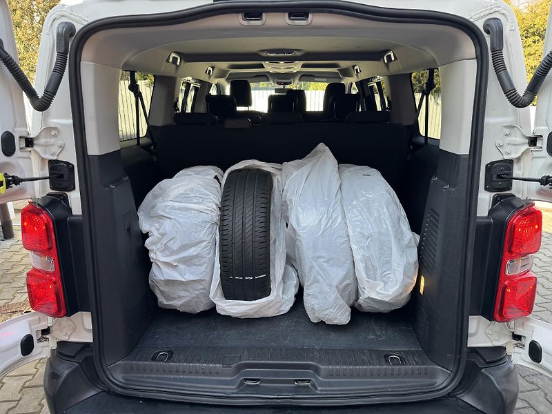 Toyota ProAce Verso 2,0D 140 L2 9MÍST ČR  - fotka 20 z 20