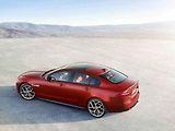 Jaguar XE.