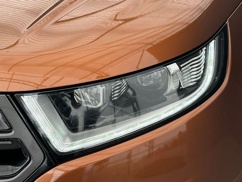 Ford Edge 2.0 TDCi AWD Sport ČR 1.majit. - fotka 45 z 74