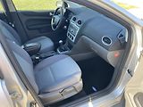 Ford Focus (2006) 1.6TDCi,ESP,EL. SEDAČKY - náhled 22
