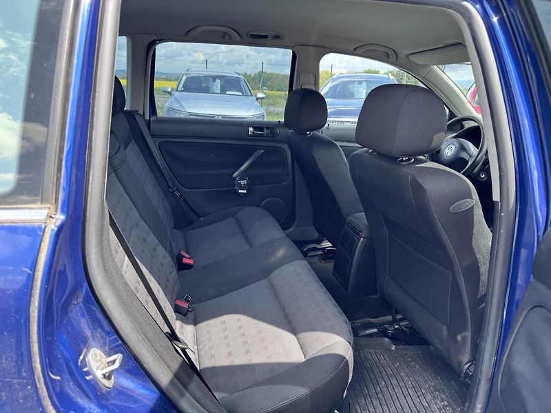 Volkswagen Passat Variant 1.9 TDi 96 kW - fotka 19 z 21