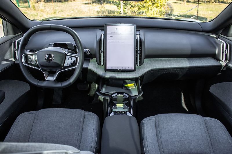 Volvo EX30 - fotka 10 z 18