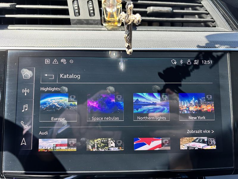 Audi Q8 e-tron (2023) S-Line 55 300kW 114kWh Matrix  - fotka 31 z 41