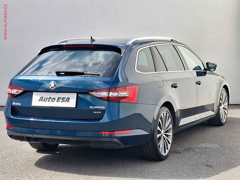 Škoda Superb (2019) 2.0TDi 4x4, ČR, L&K, DSG - fotka 4 z 24