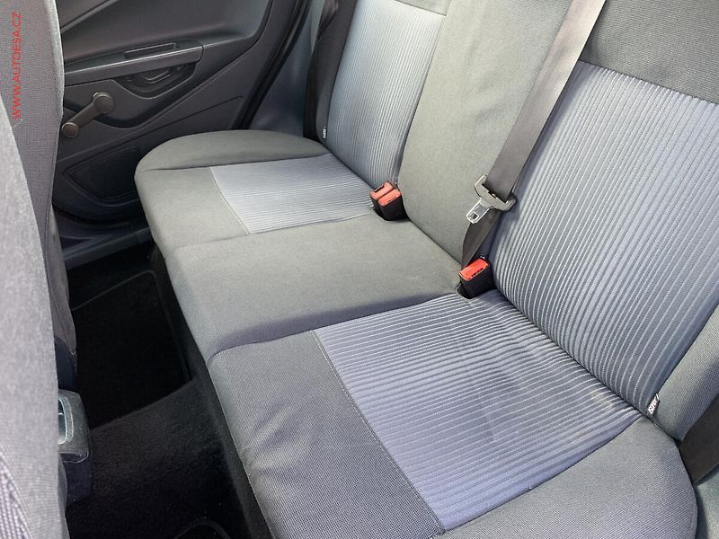 Ford Fiesta (2012) 1.4TDCi, AC - fotka 10 z 20