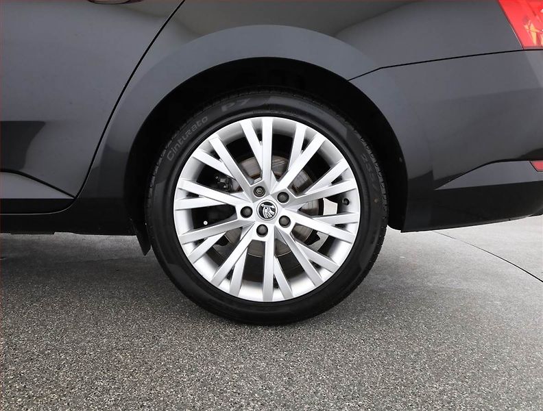 Škoda Superb (2021) Style 2.0 TDI - fotka 20 z 20