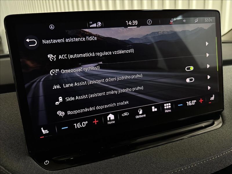 Škoda Enyaq IV80 ACC TAŽNÉ MATRIX LED - fotka 23 z 47