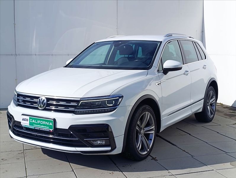 Volkswagen Tiguan 2,0 TDi R-Line DSG 4x4 Navi ČR - fotka 2 z 33