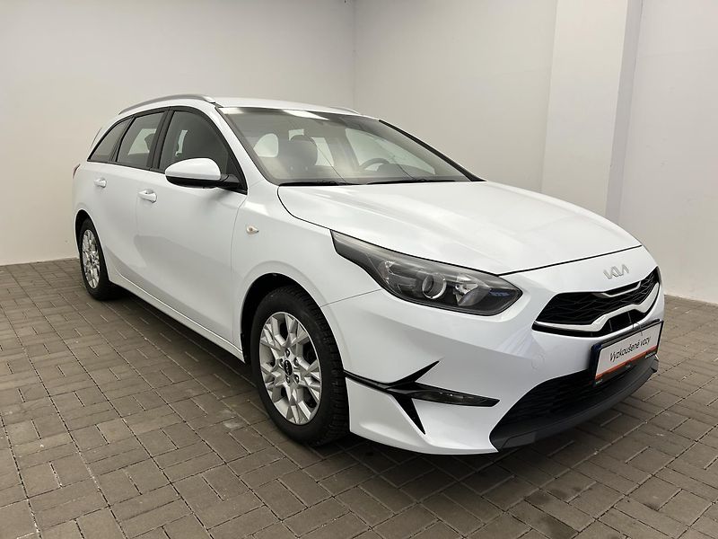 Kia Ceed 1.5 T-GDI SPIN - fotka 23 z 23