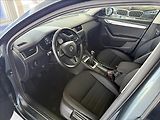 Škoda Octavia 1,6   1.MAJ,SERVISKA,DPH,ČR - náhled 7