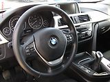 BMW Řada 3 (2016) 2.0 D 316d - náhled 13