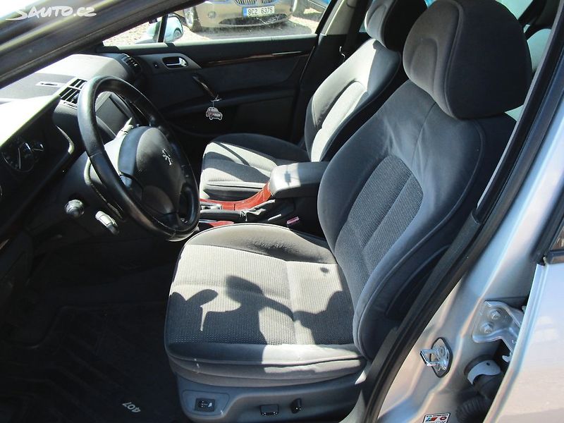 Peugeot 407 2,0HDI -100KW - NOVÁ STK - fotka 8 z 21