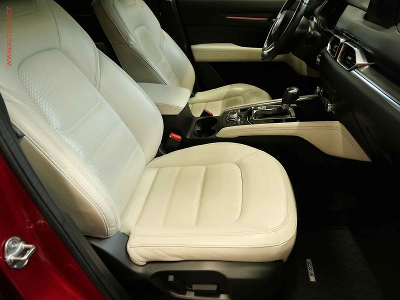 Mazda CX-5 (2019) 2.5 4x4, 2.maj,ČR, AT, kůže - fotka 11 z 23