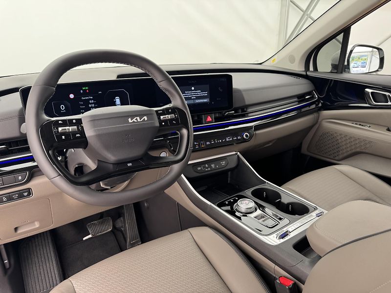 Kia Carnival 2.2d*AT*145kw*9-mist*DPH* - fotka 27 z 50