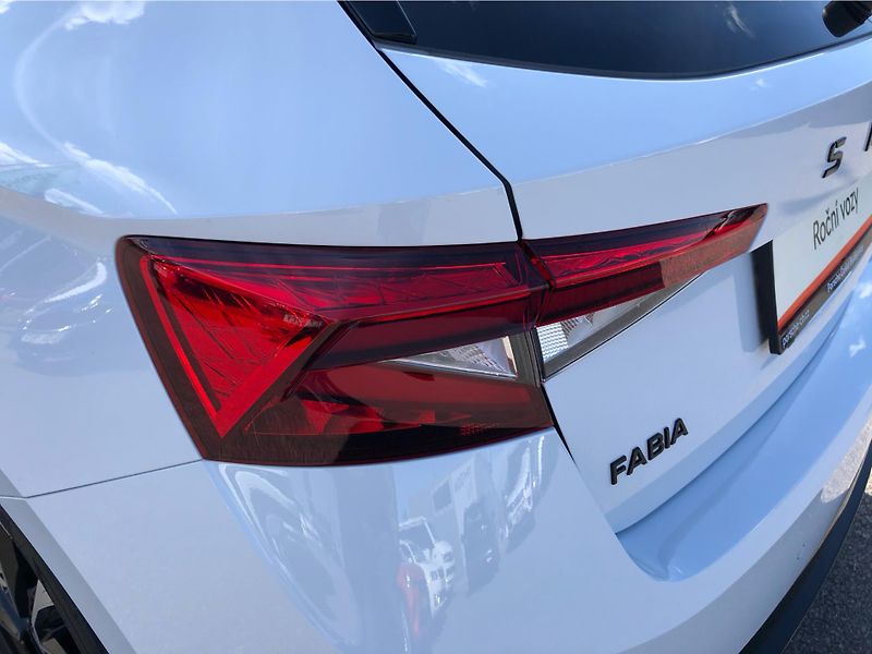 Škoda Fabia 1,0 TSI - fotka 26 z 29