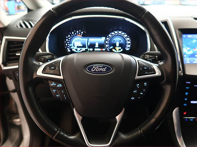 Ford Galaxy (2022) Titanium 2.0 EcoBlue, Automat - fotka 16 z 21