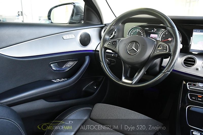Mercedes-Benz Třídy E 250CGi LED PDC NAVI  - fotka 21 z 53