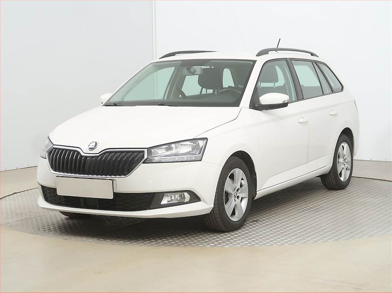 Škoda Fabia (2021) Ambition 1.0 TSI, ČR,1.maj - fotka 2 z 16