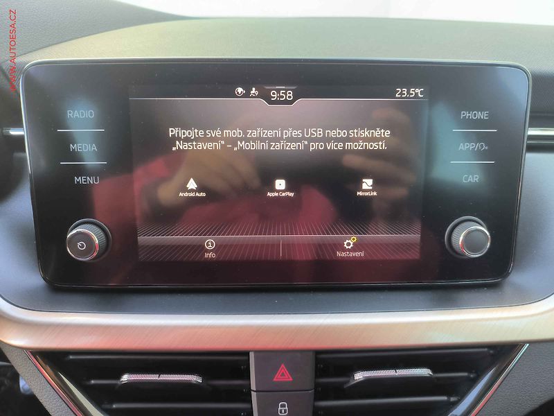 Škoda Scala (2020) 1.5 TSi, ČR, Style, LED - fotka 13 z 23