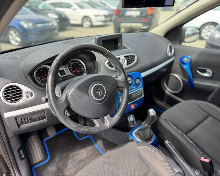 Renault Clio (2009) - fotka 9 z 14