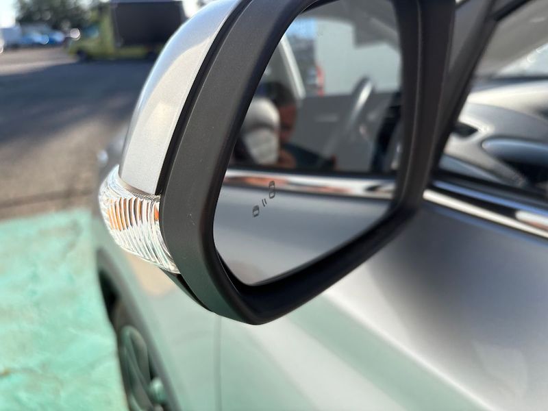 MG ZS 1.0TGI Automat, Navi, Kamera - fotka 21 z 23