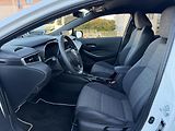 Toyota Corolla (2026) TS STYLE 1,8 HEV AT - náhled 7