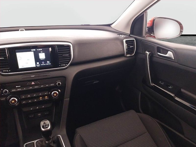 Kia Sportage (2019) 1.6 GDI, Serv.kniha, Navi - fotka 8 z 19