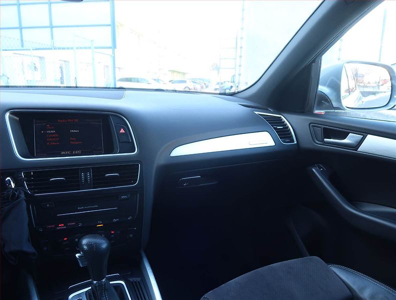 Dacia Spring (2023) Serv.kniha, Kůže, Navi, Tempom - fotka 8 z 18