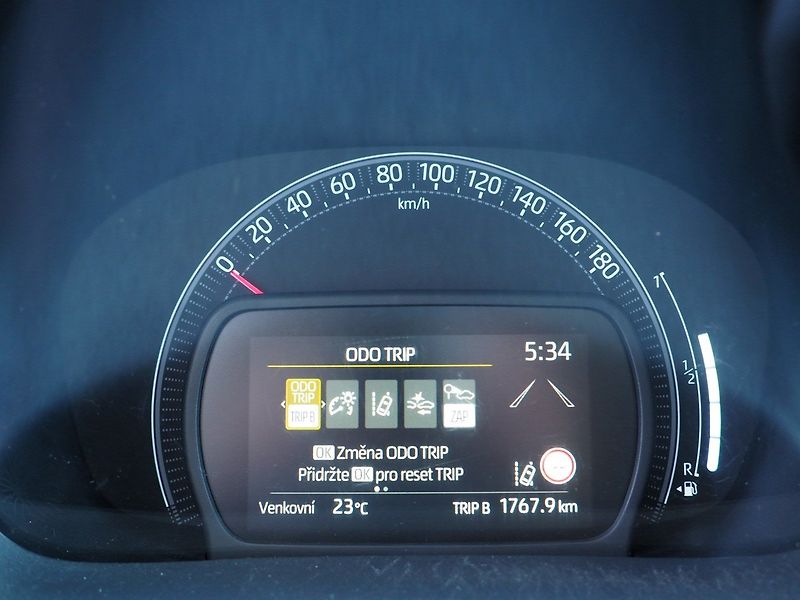 Toyota Aygo (2022) X 1.0 VVTI, AC - fotka 25 z 34