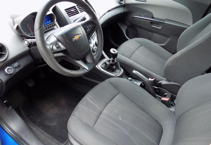 Chevrolet Aveo (2012) - fotka 9 z 12