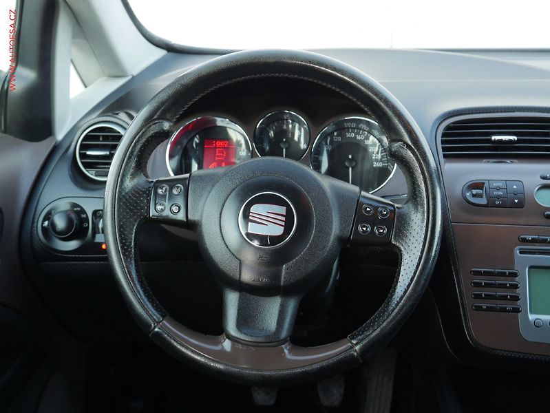 Seat Altea (2008) 2.0 TDi 4x4, ČR, AC, tempo - fotka 13 z 15
