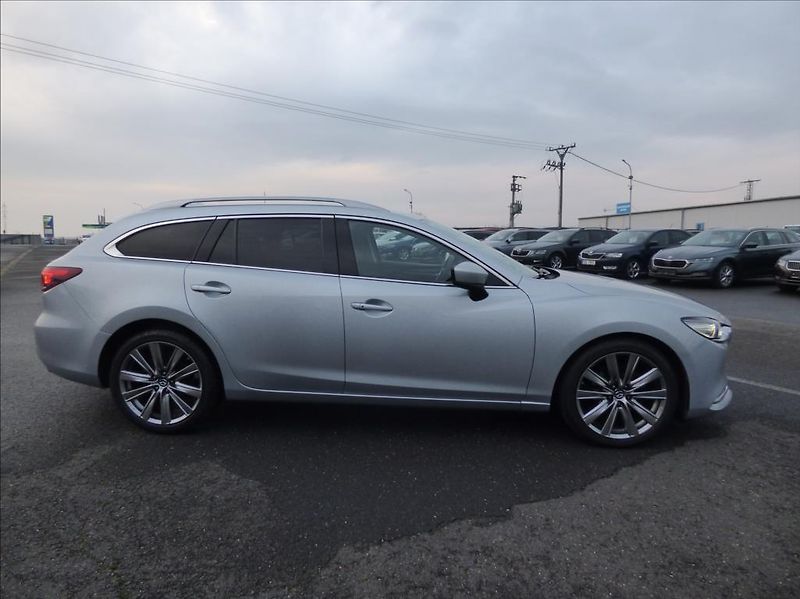 Mazda 6 2,0 Skyactiv,121kW,Bi-Xenon  S - fotka 2 z 35