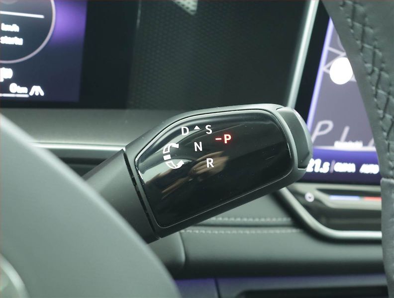 Volkswagen Tayron (2025) 1.5 eTSI - fotka 13 z 19