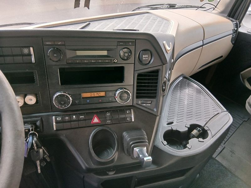 Mercedes-Benz 1845 Actros EURO 6 - fotka 14 z 17