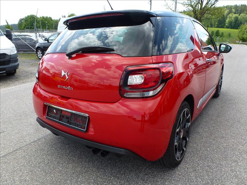 Citroën DS3 1,6 16V VTi THP SportChic - fotka 10 z 46